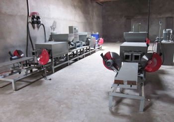 sawdust wood block making machine